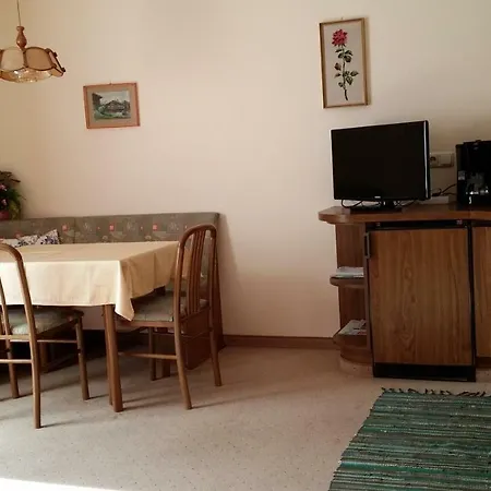 Apartmenthaus Erna *