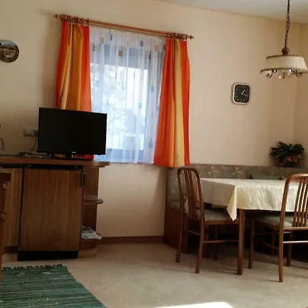 Apartman Apartmenthaus Erna *